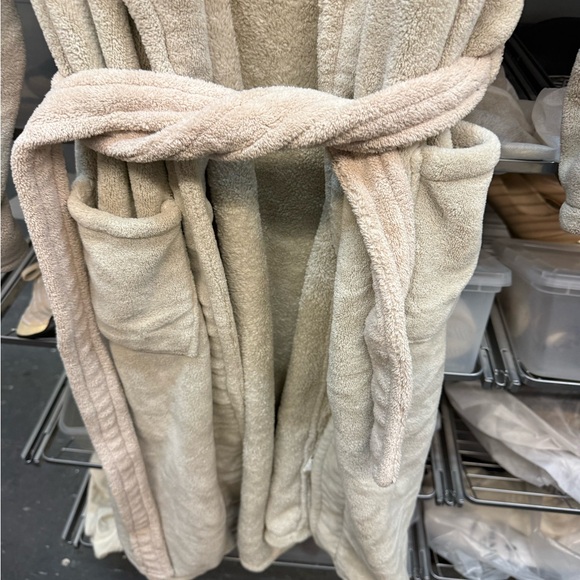 Brookstone Cream Robe - Picture 8 of 12